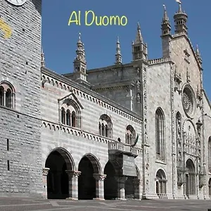 *** Pensión Joivy Al Duomo Italia